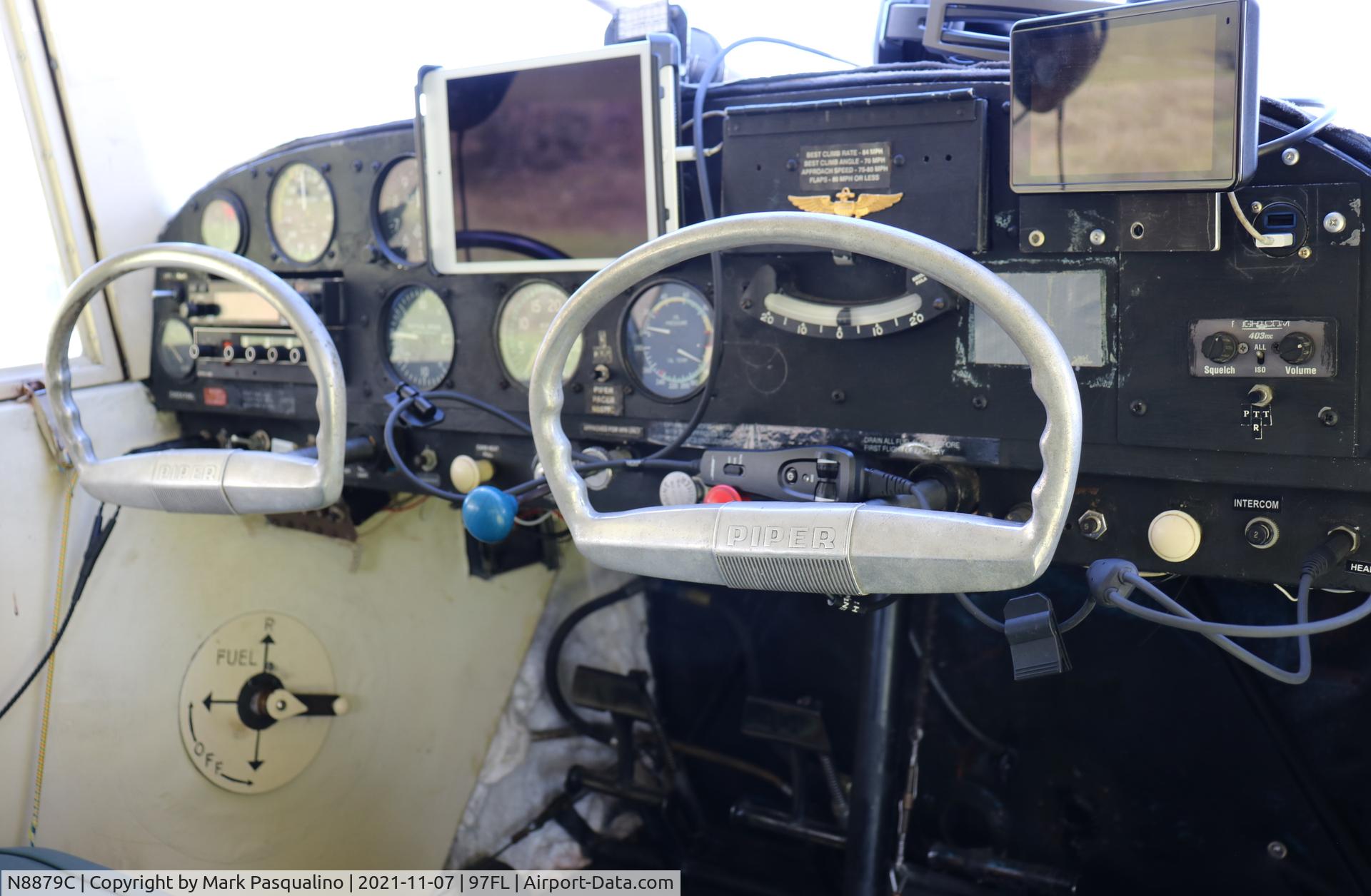 N8879C, 1953 Piper PA-22-135 Tri-Pacer C/N 22-1489, Piper PA-22-135