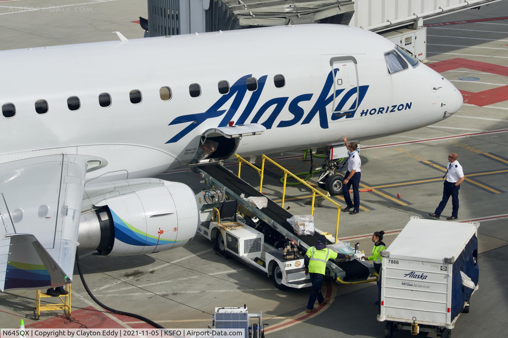N645QX, 2018 Embraer 175LR (ERJ-170-200LR) C/N 17000768, Sky Terrace SFO 2021.