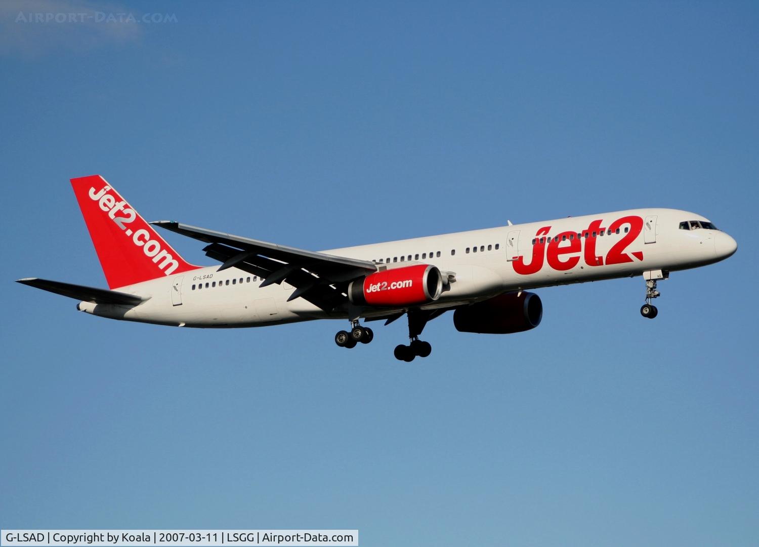 G-LSAD, 1989 Boeing 757-236 C/N 24397, Old c/s