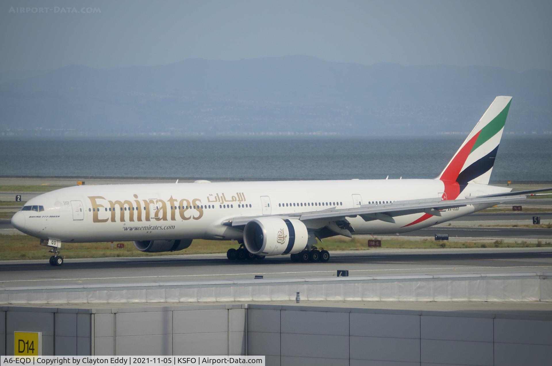 A6-EQD, 2017 Boeing 777-31H/ER C/N 42352, Sky Terrace SFO 2021.