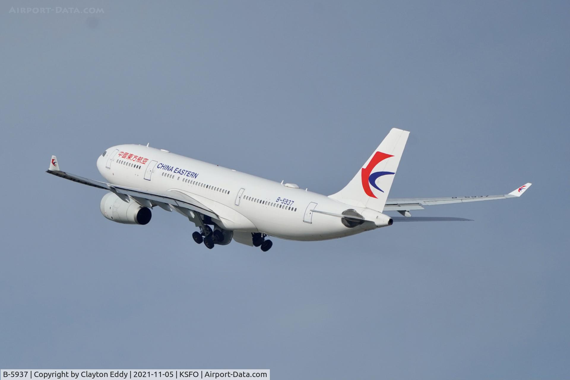 B-5937, 2013 Airbus A330-243 C/N 1468, Sky Terrace SFO 2021.