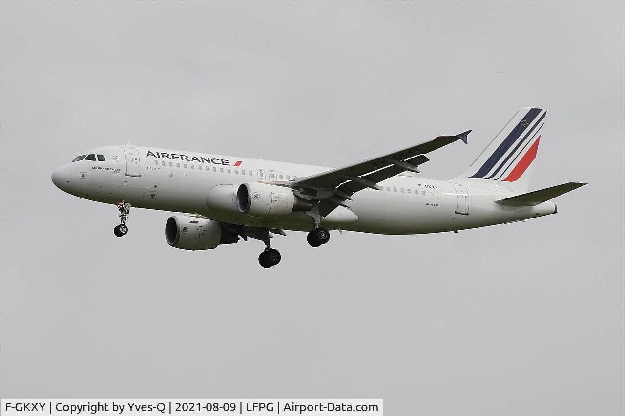 F-GKXY, 2009 Airbus A320-214 C/N 4105, Airbus A320-214, On final rwy 26L, Roissy Charles De Gaulle airport (LFPG-CDG)