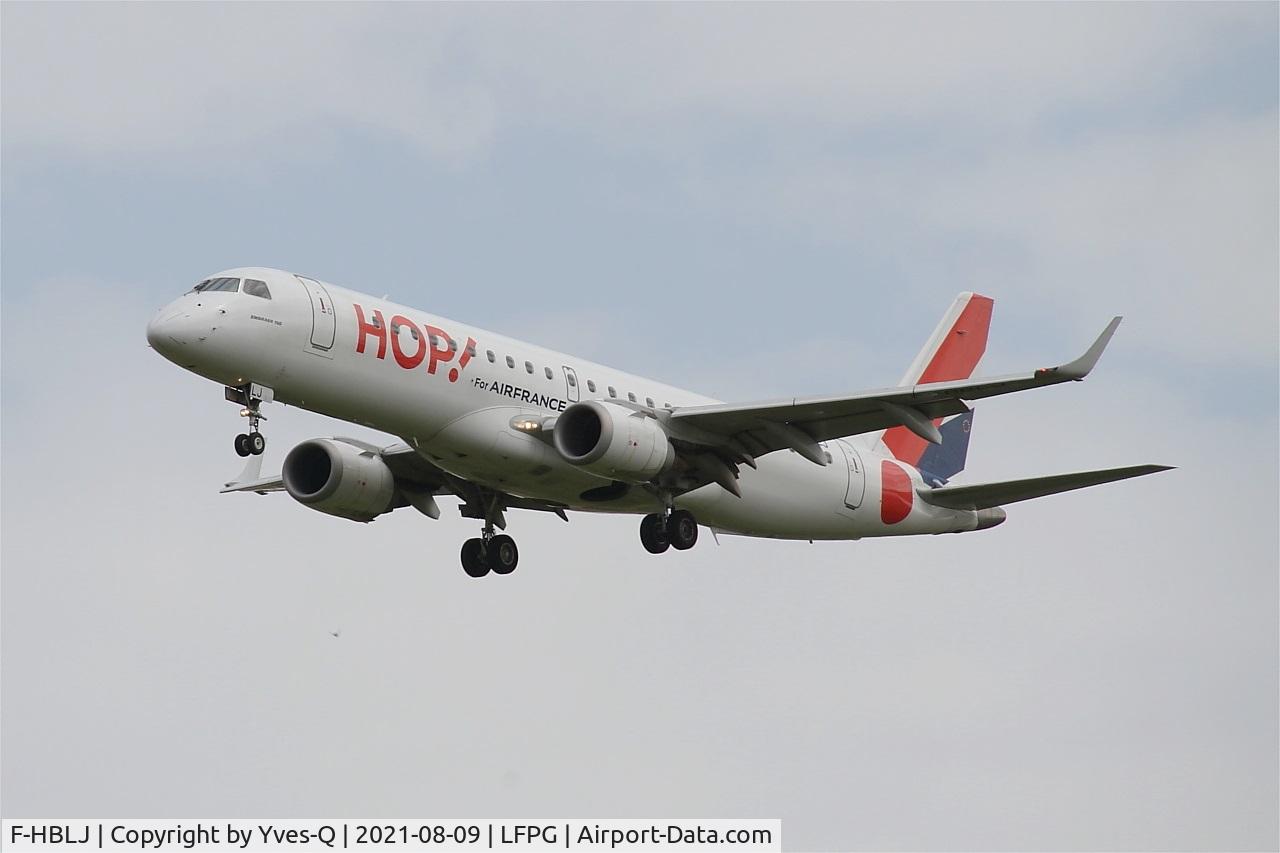 F-HBLJ, 2009 Embraer 190LR (ERJ-190-100LR) C/N 19000133, Embraer 190AR, Short approach rwy 26L, Roissy Charles De Gaulle airport (LFPG-CDG)