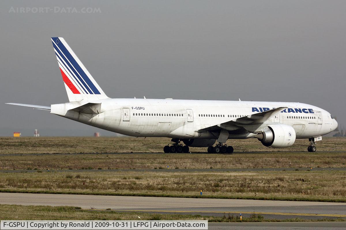 F-GSPU, 2002 Boeing 777-228/ER C/N 32309, at cdg