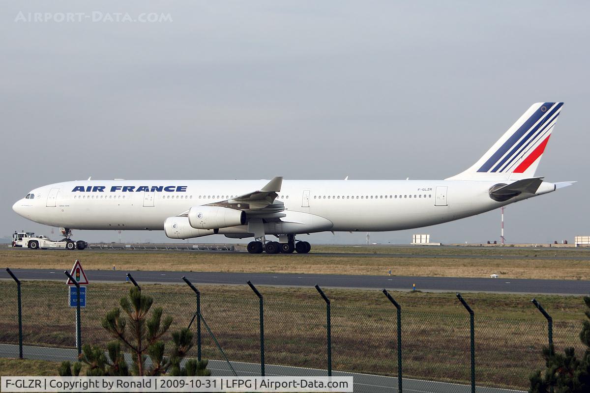 F-GLZR, 1999 Airbus A340-313X C/N 307, at cdg