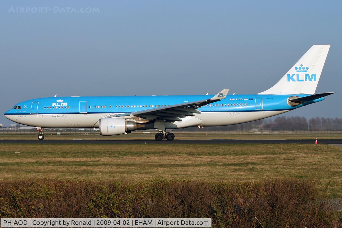PH-AOD, 2006 Airbus A330-203 C/N 738, at spl