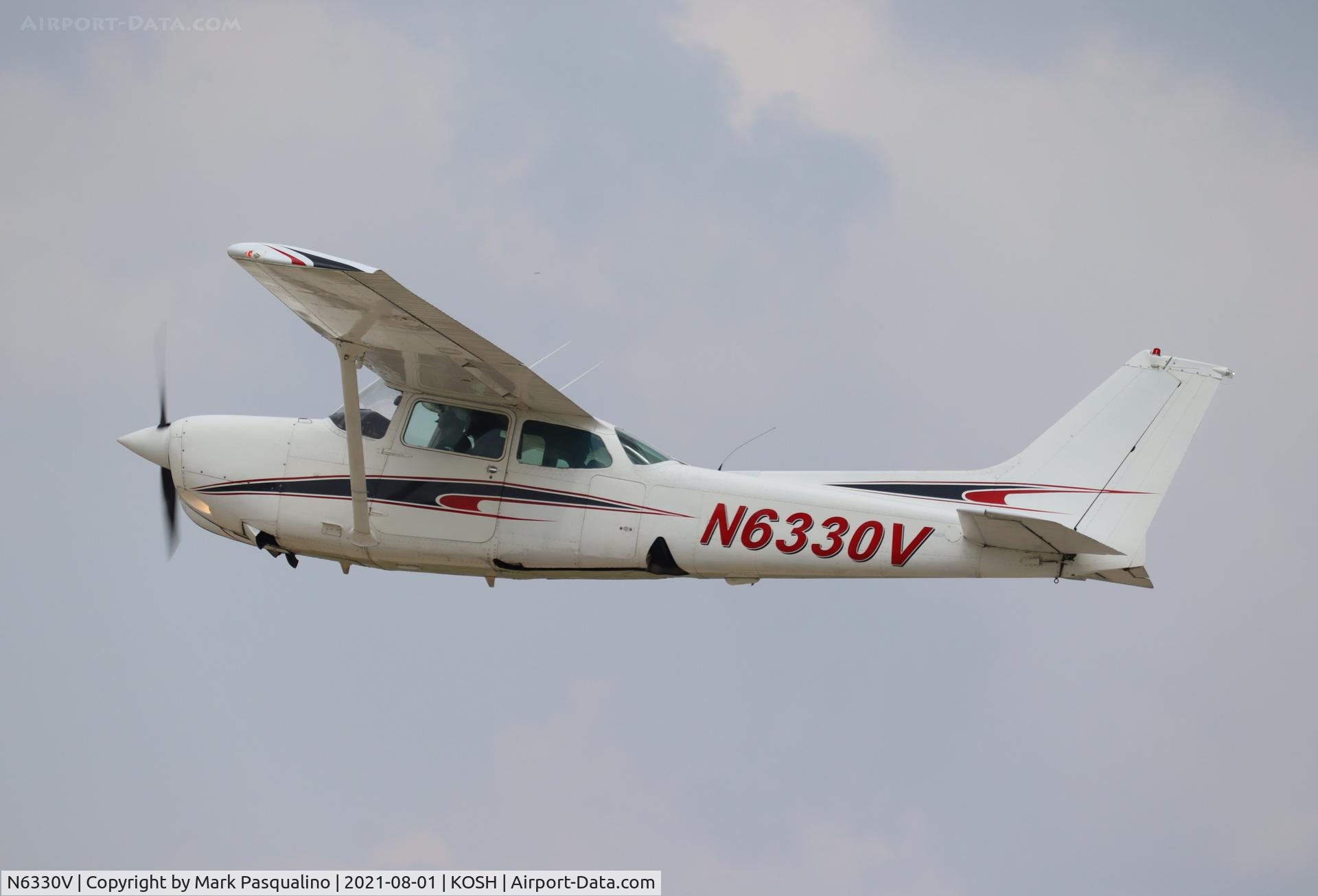 N6330V, Cessna 172RG Cutlass RG C/N 172RG0628, Cessna 172RG