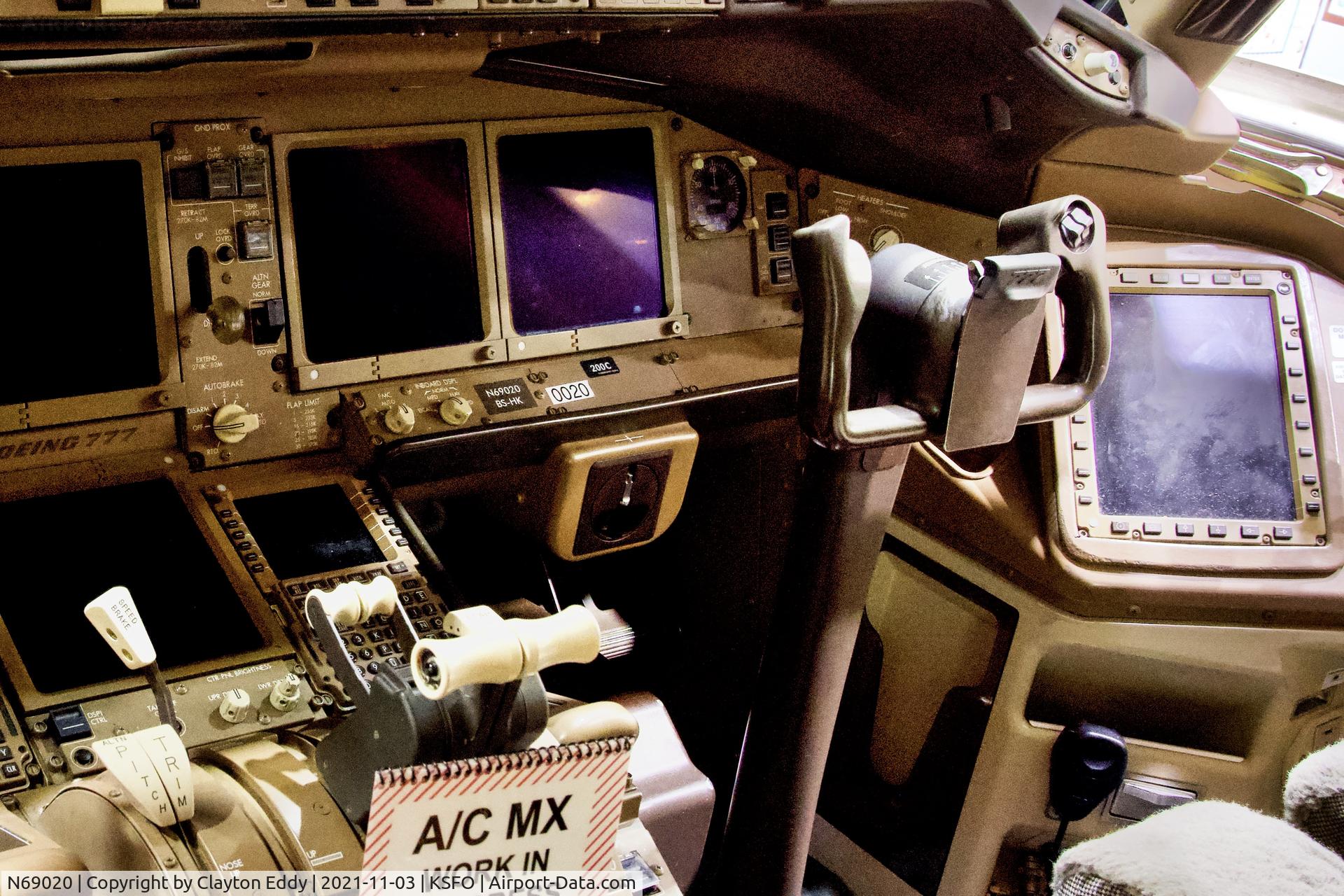 N69020, 2007 Boeing 777-224 C/N 31687, Flightdeck SFO 2021.