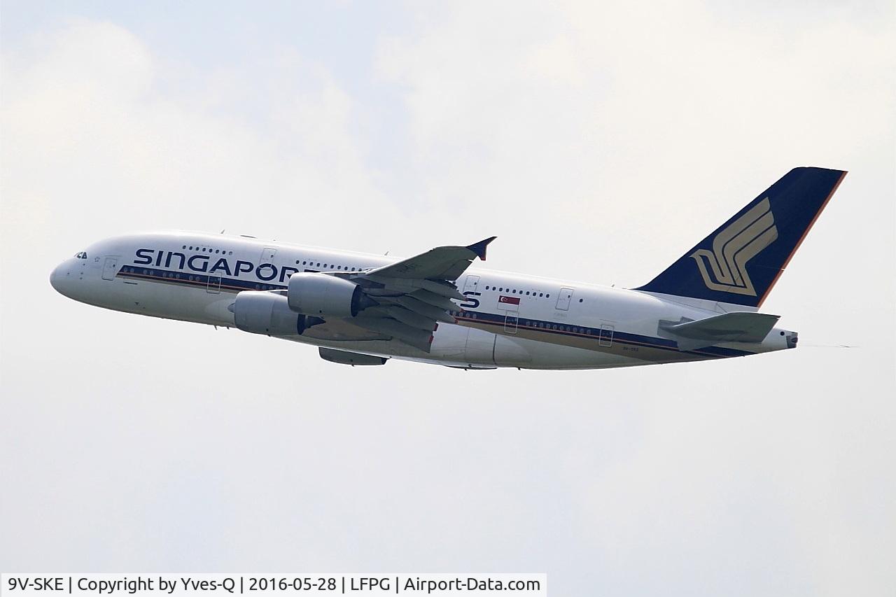 9V-SKE, 2007 Airbus A380-841 C/N 010, Airbus A380-841, Climbing from rwy 08L, Roissy Charles De Gaulle airport (LFPG-CDG)