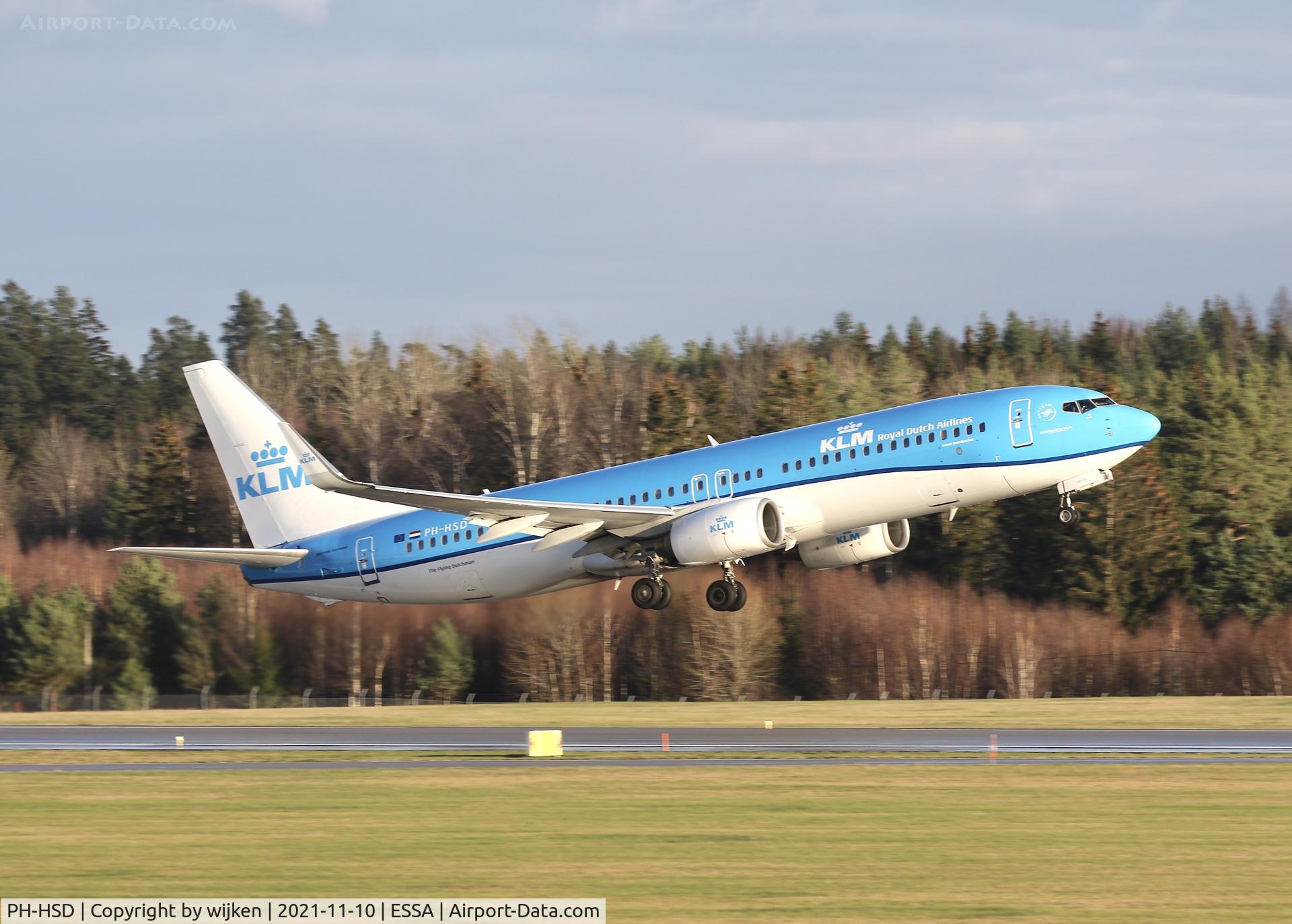 PH-HSD, 2012 Boeing 737-8K2 C/N 39260, RWY19L