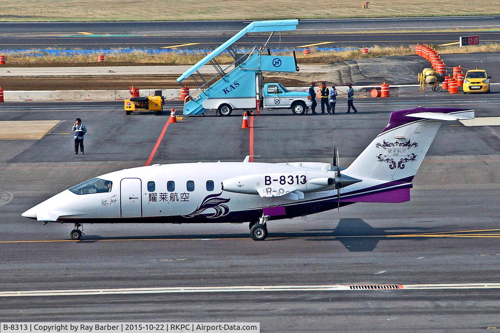 B-8313, 2014 Piaggio P-180 Avanti II C/N 1234, B-8313   Piaggio P-180 Avanti II [1234] (SR Jet) Jeju Int~HL 22/10/2015