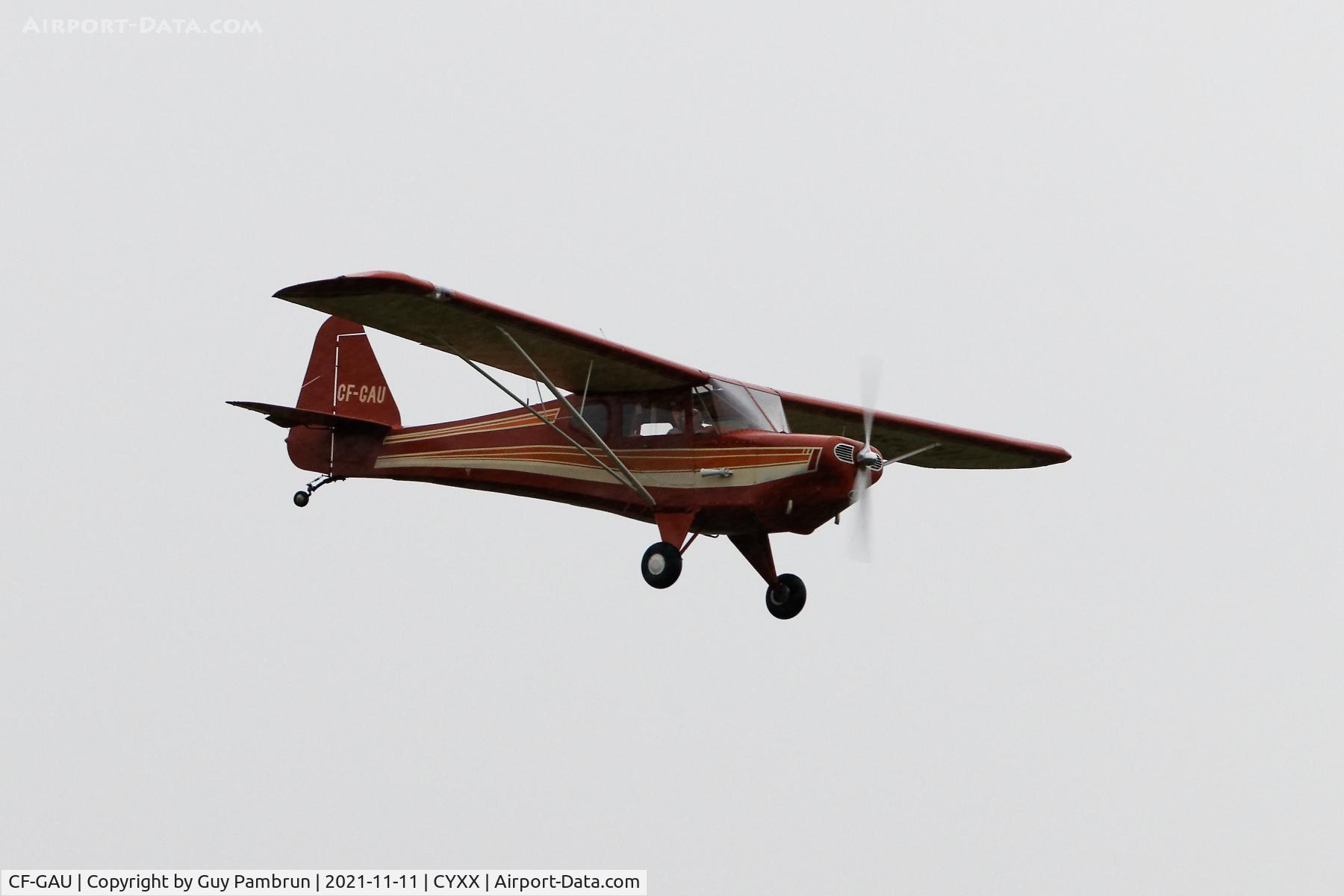 CF-GAU, 1951 Fleet 80 Canuck C/N 207, Landing on 01