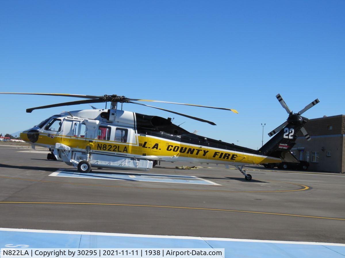 N822LA, 2017 Sikorsky S-701-09 (Firehawk) C/N 704024, Parked waiting for call out