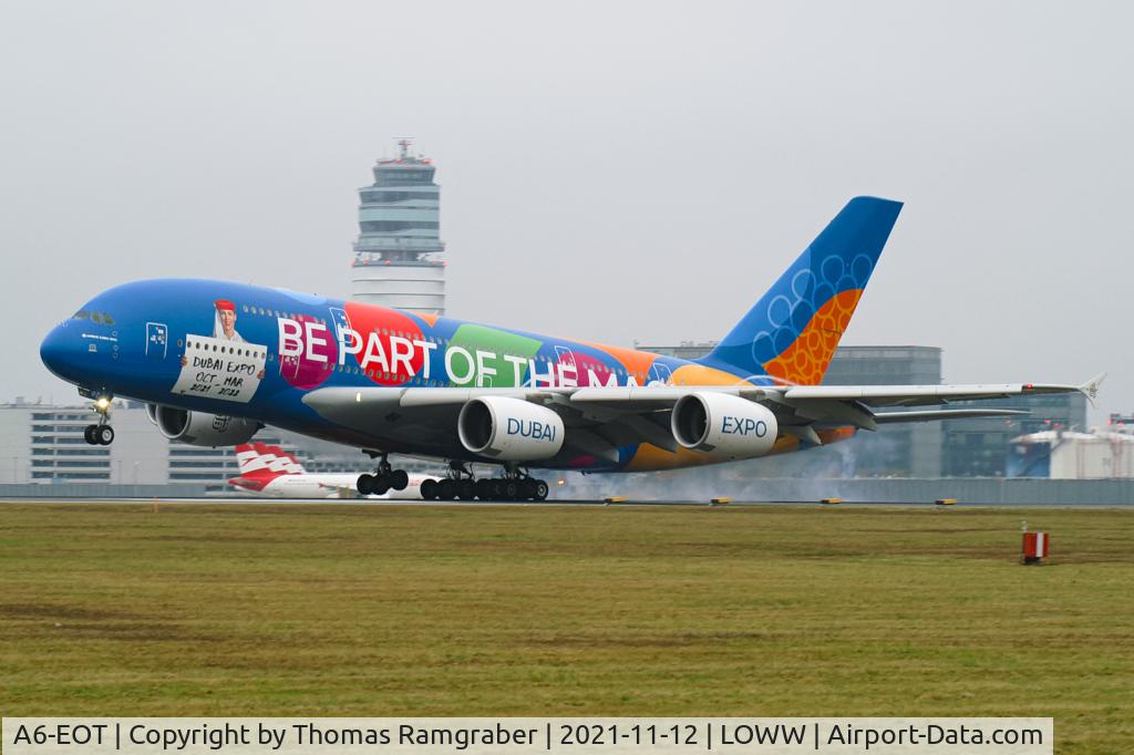 A6-EOT, 2015 Airbus A380-861 C/N 204, Emirates Airbus A380 