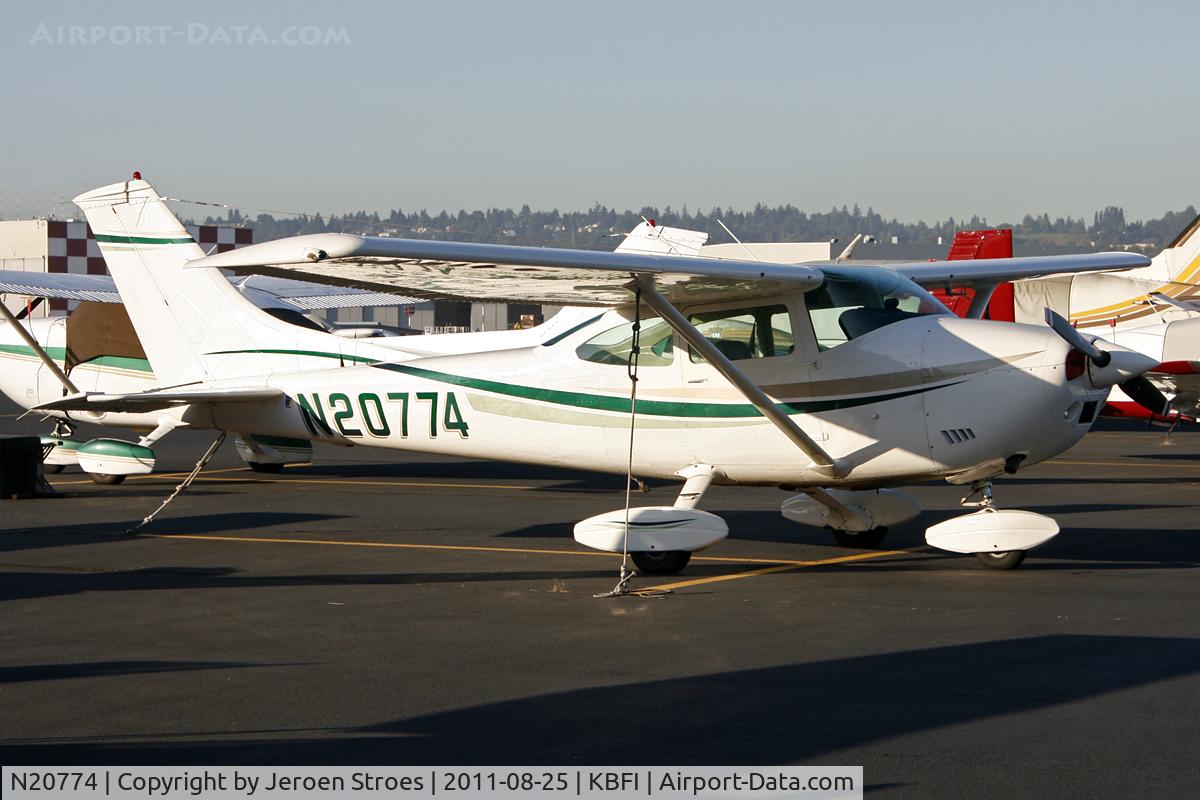 N20774, 1972 Cessna 182P Skylane C/N 18261192, kbfi
