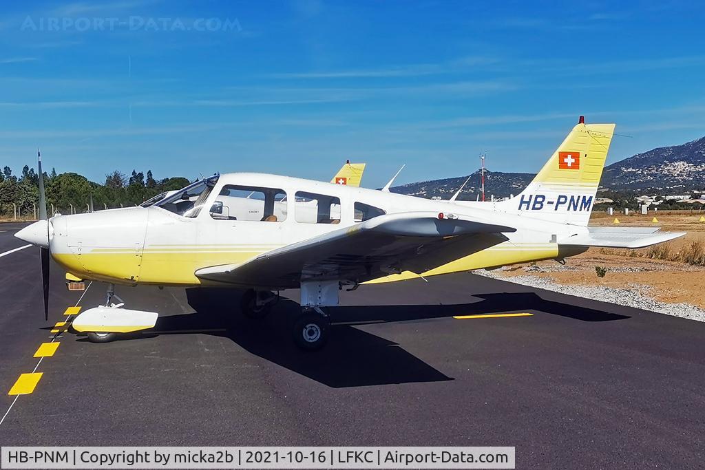HB-PNM, 1986 Piper PA-28-161 C/N 28-8616046, Parked