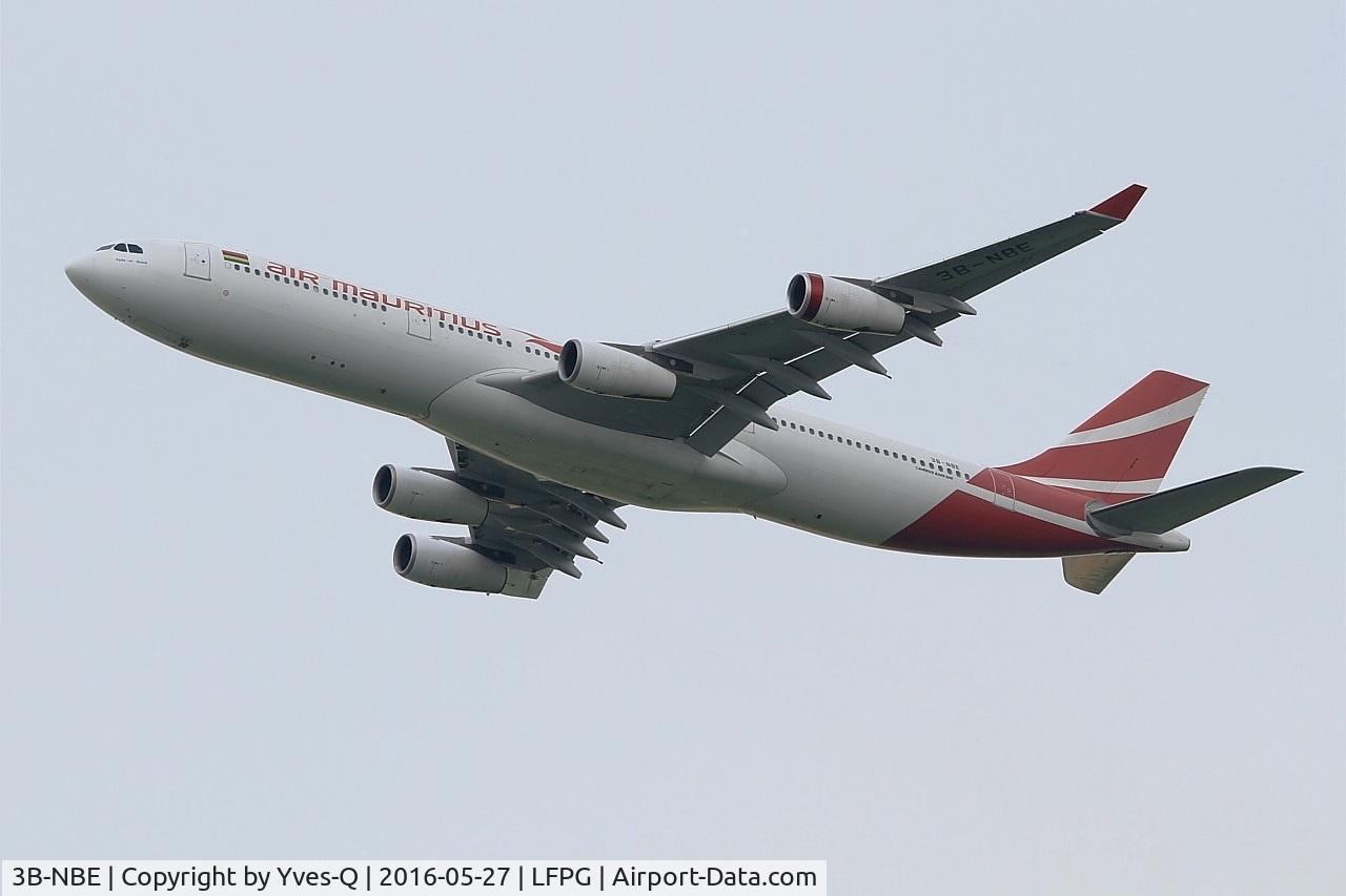 3B-NBE, 1999 Airbus A340-313 C/N 268, Airbus A340-313, Climbing from rwy 27L, Roissy Charles De Gaulle airport (LFPG-CDG)