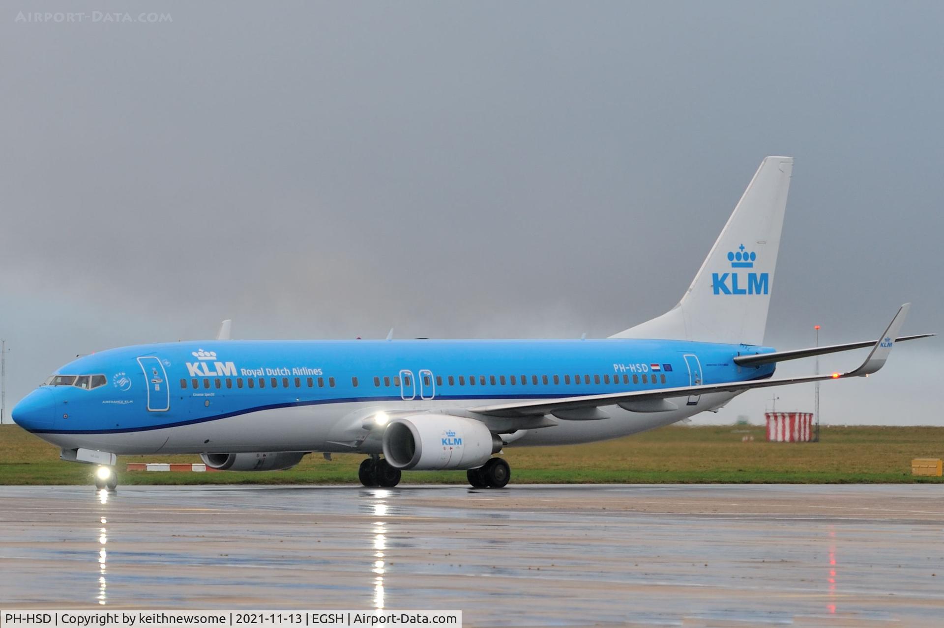 PH-HSD, 2012 Boeing 737-8K2 C/N 39260, Arriving at Norwich.