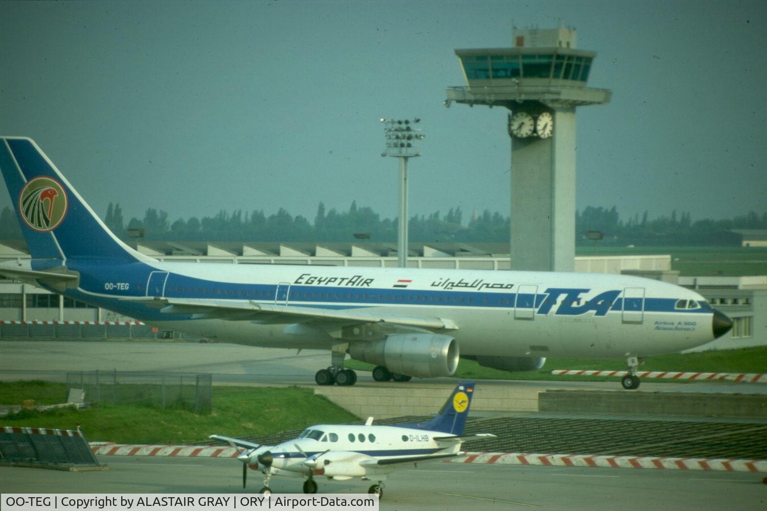 OO-TEG, 1975 Airbus A300B4-2C C/N 17, Seen here leased to Egyptair.