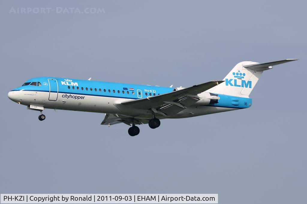 PH-KZI, 1997 Fokker 70 (F-28-0070) C/N 11579, at spl