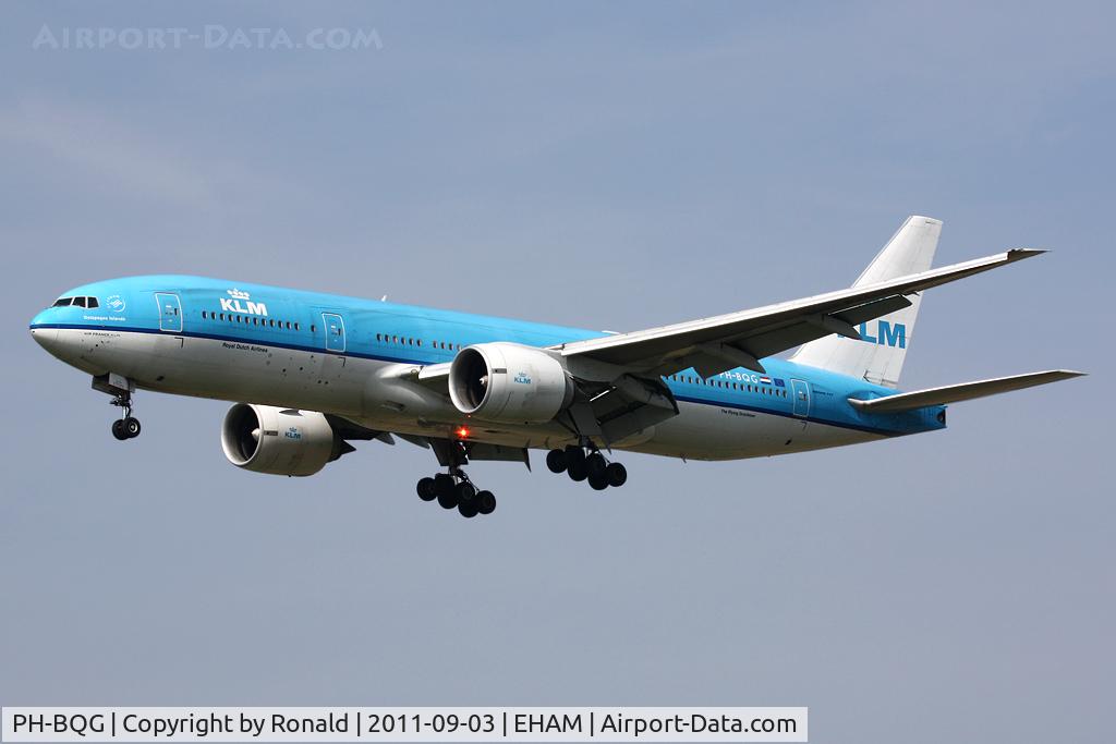PH-BQG, 2004 Boeing 777-206/ER C/N 32704, at spl