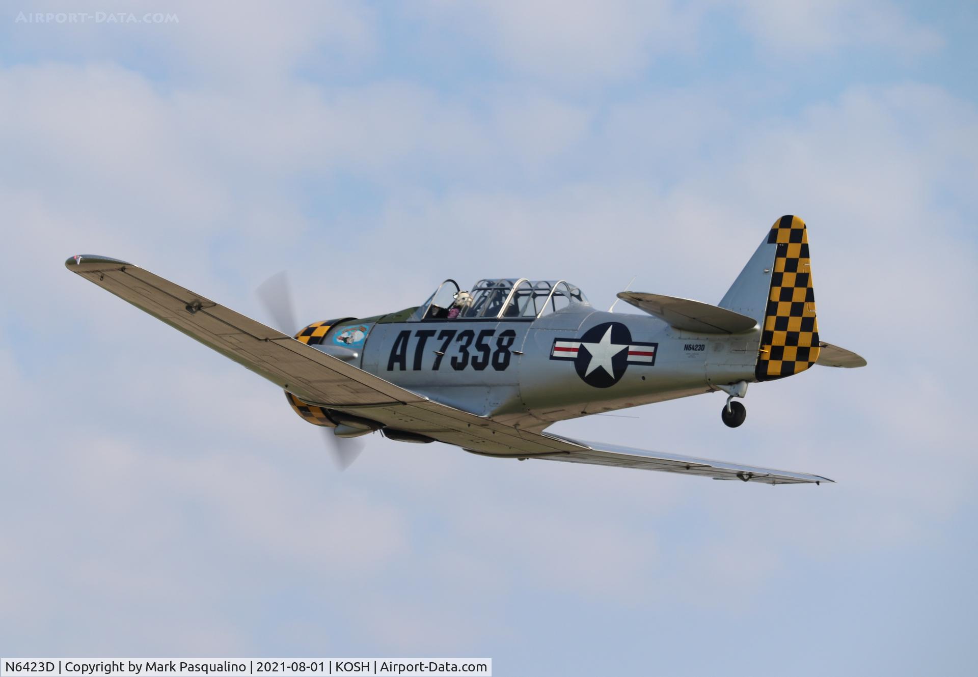 N6423D, 1941 North American SNJ-4 Texan C/N 88-13519, North American SNJ-4