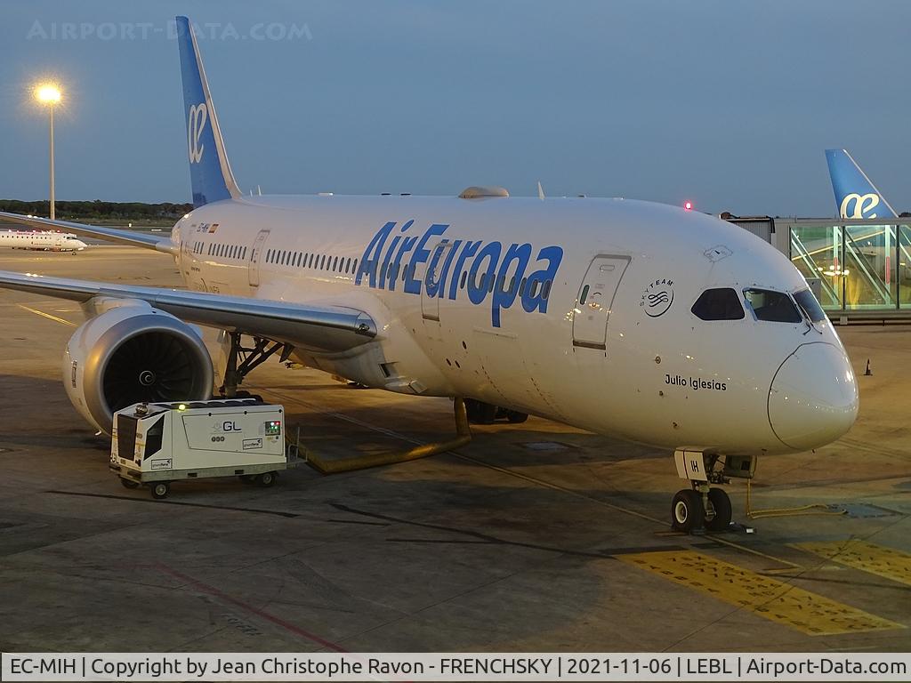 EC-MIH, 2016 Boeing 787-8 Dreamliner Dreamliner C/N 36413, 