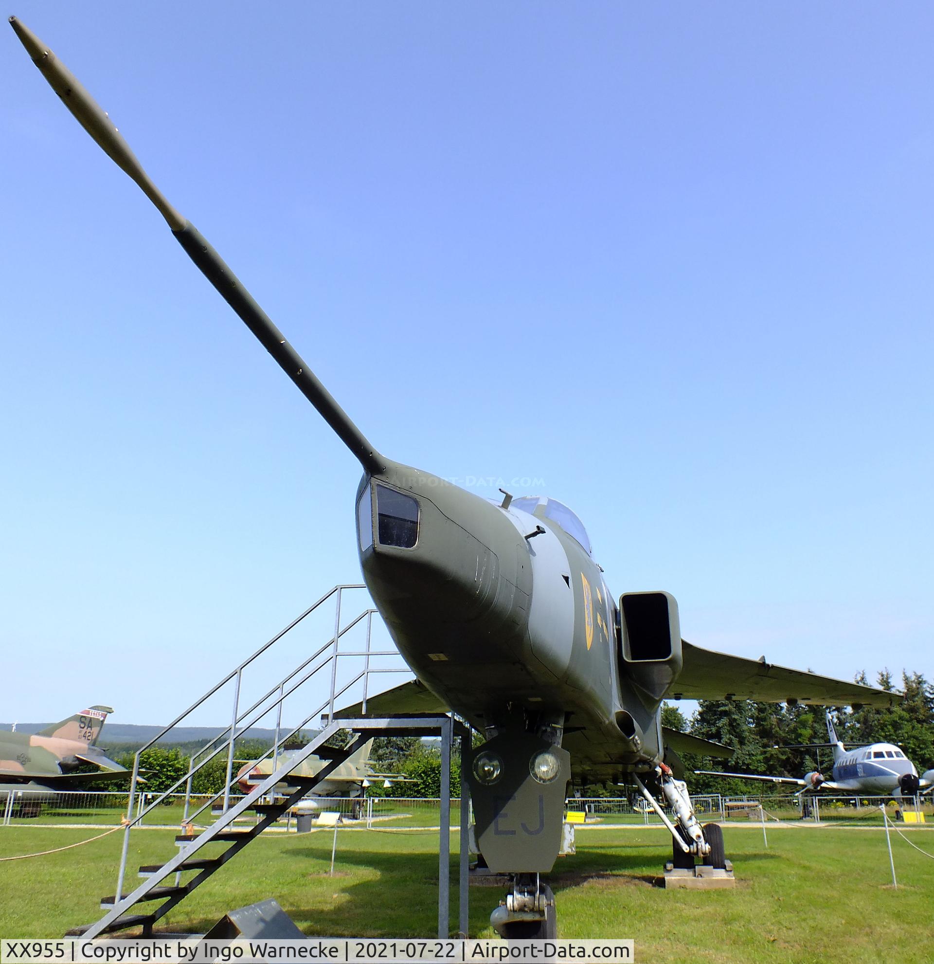 XX955, 1975 Sepecat Jaguar GR.1A C/N S.77, SEPECAT Jaguar GR1A at the Flugausstellung P. Junior, Hermeskeil