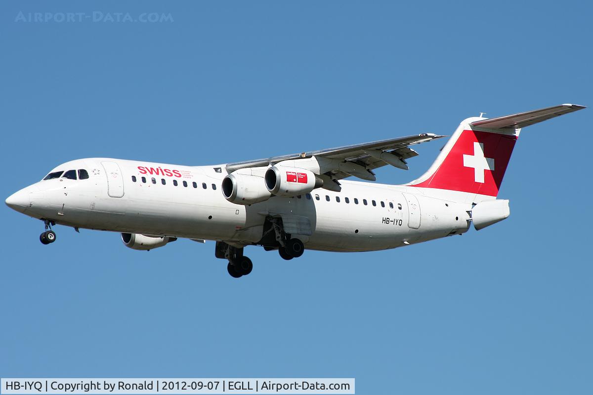 HB-IYQ, 2001 British Aerospace Avro 146-RJ100 C/N E3384, at lhr
