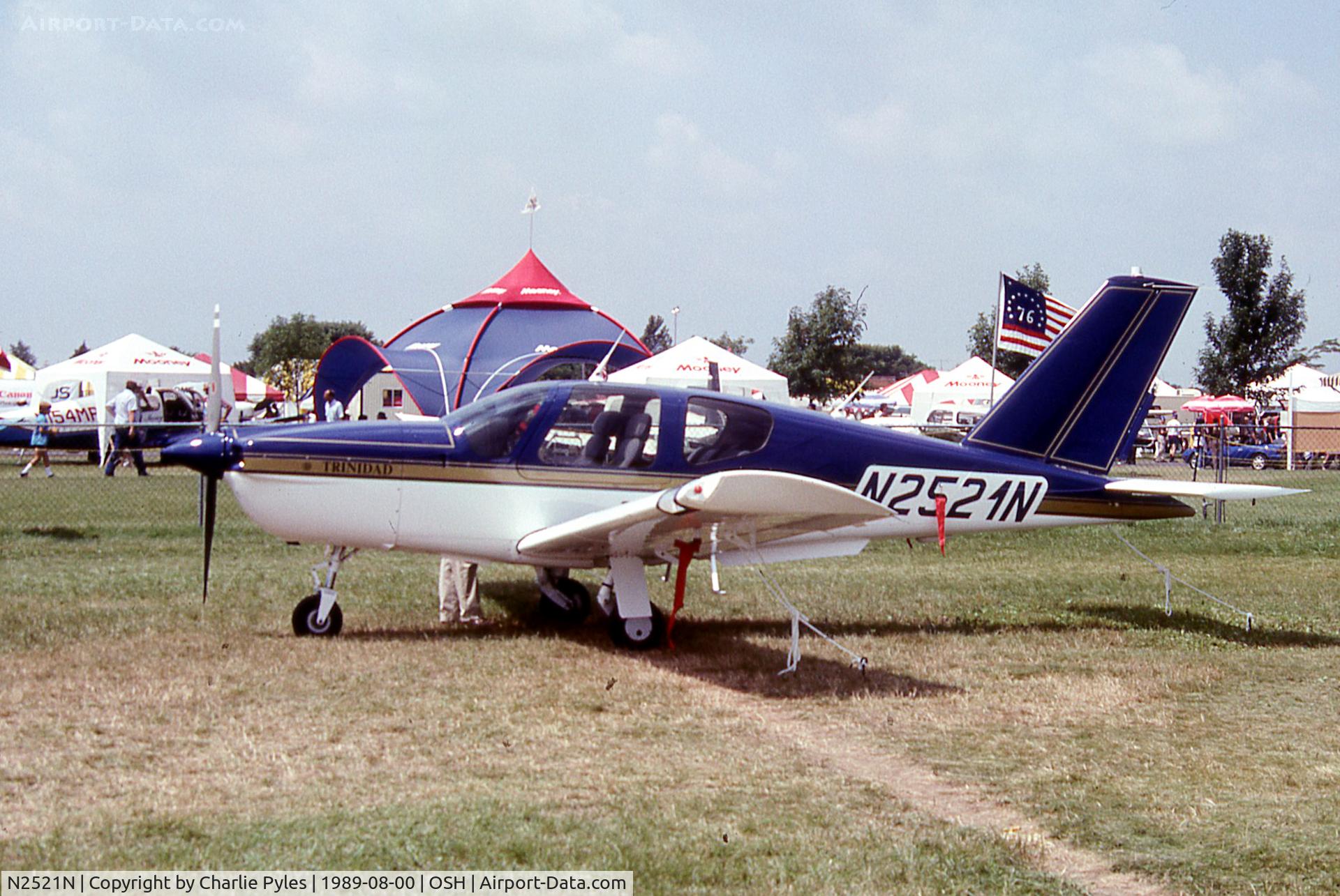 N2521N, 1989 Socata TB-20 TRINIDAD C/N 901, Oshkosh 1989