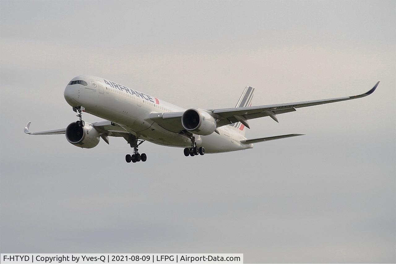 F-HTYD, 2020 Airbus A350-941 C/N 381, Airbus A350-941, Short approach rwy 26L, Roissy Charles De Gaulle airport (LFPG-CDG)