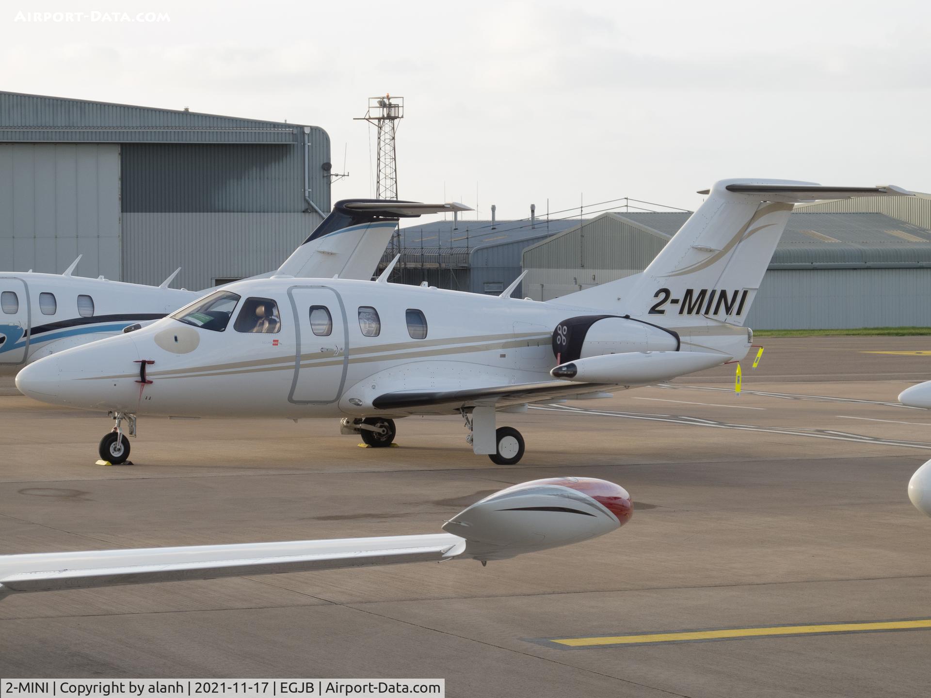 2-MINI, 2008 Eclipse Aviation Corp EA500 C/N 000198, Parked at Guernsey