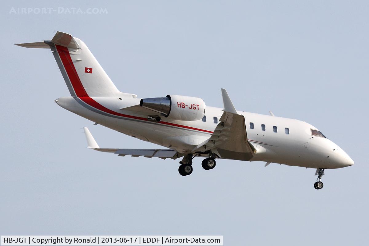 HB-JGT, 2008 Bombardier Challenger 605 (CL-600-2B16) C/N 5736, at fra