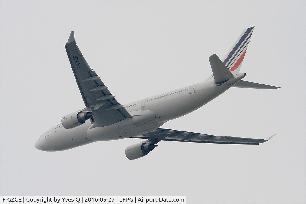 F-GZCE, 2002 Airbus A330-203 C/N 465, Airbus A330-203, Climbing from rwy 27L, Roissy Charles De Gaulle airport (LFPG-CDG)