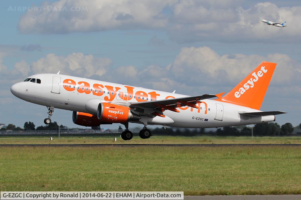 G-EZGC, 2010 Airbus A319-111 C/N 4444, at spl