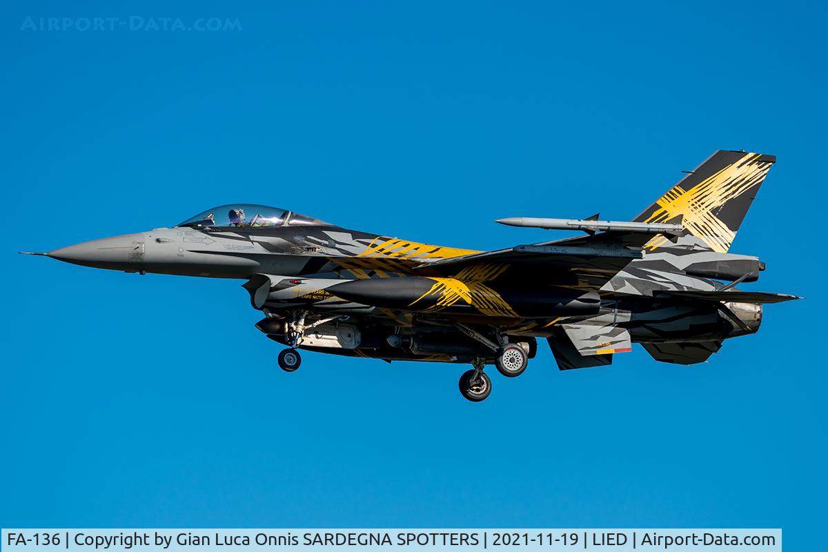 FA-136, SABCA F-16AM Fighting Falcon C/N 6H-136, Landing 35l