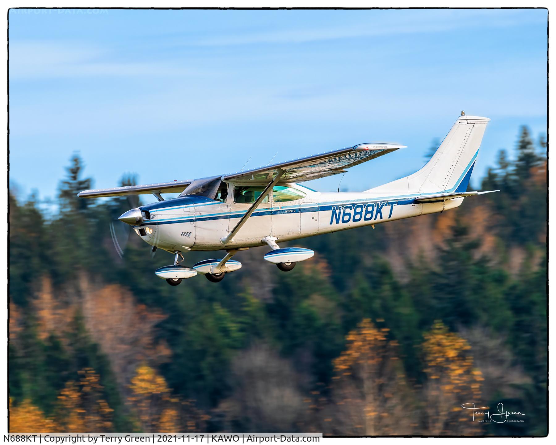 N688KT, 1972 Cessna 182P Skylane C/N 18261187, KAWO