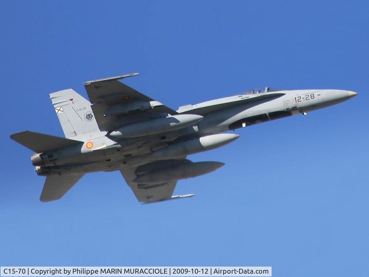 C15-70, McDonnell Douglas EF-18M Hornet C/N 927/A592, 2009 ''Hispanidad Day'', Paseo de la Castellana, Madrid (Spain)