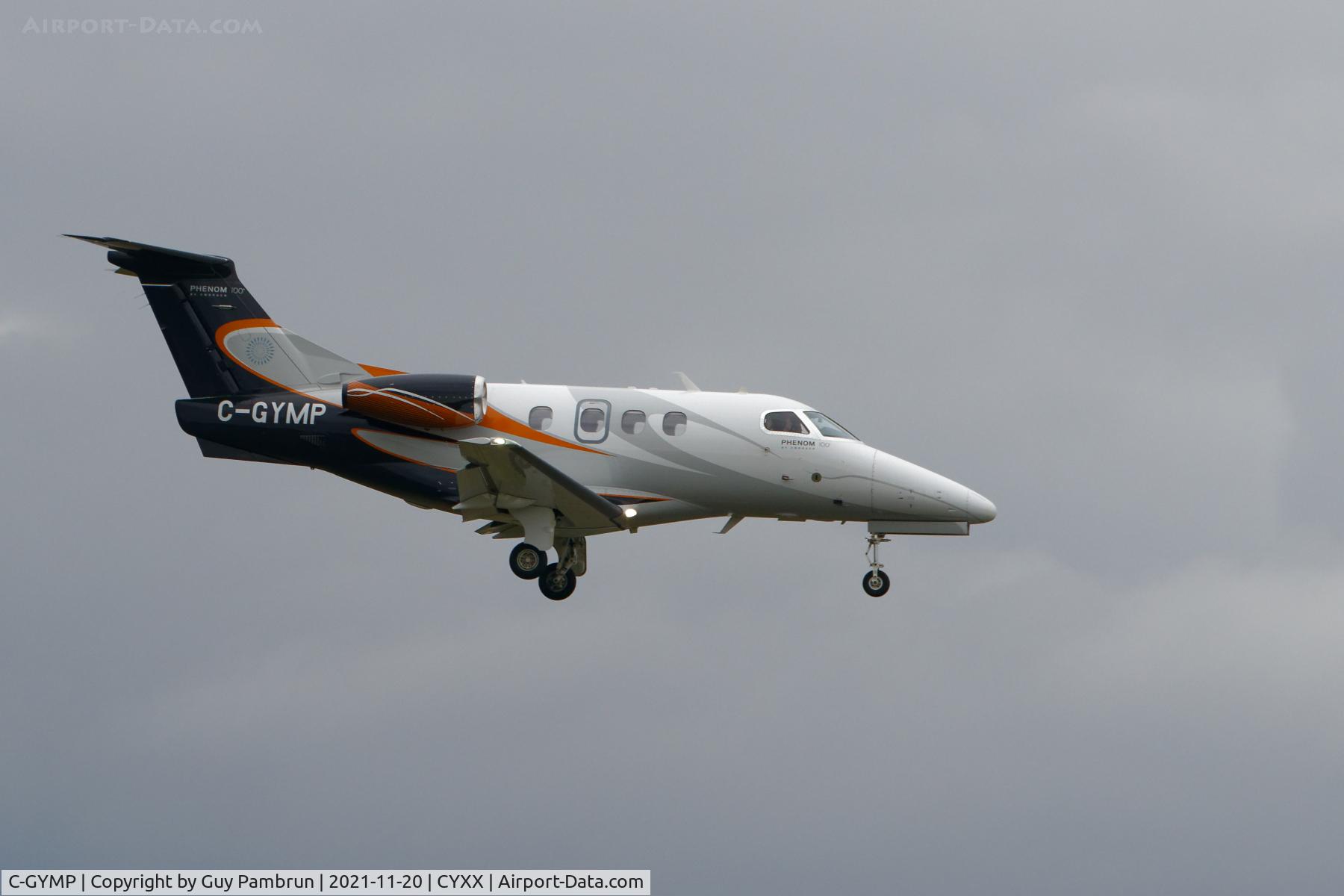 C-GYMP, 2010 Embraer EMB-500 Phenom 100 C/N 50000214, Landing on 07