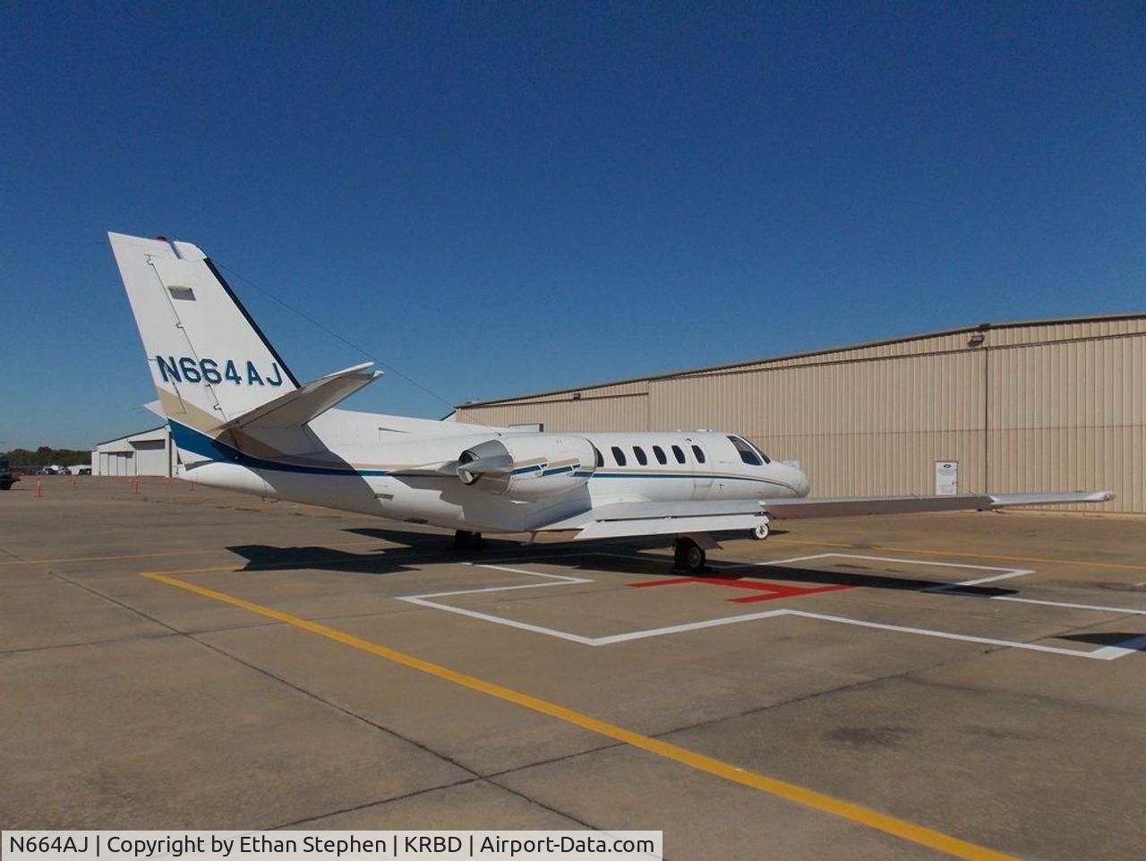 N664AJ, 1989 Cessna 550 C/N 550-0613, Shot at Dallas Executive/Redbird Airport