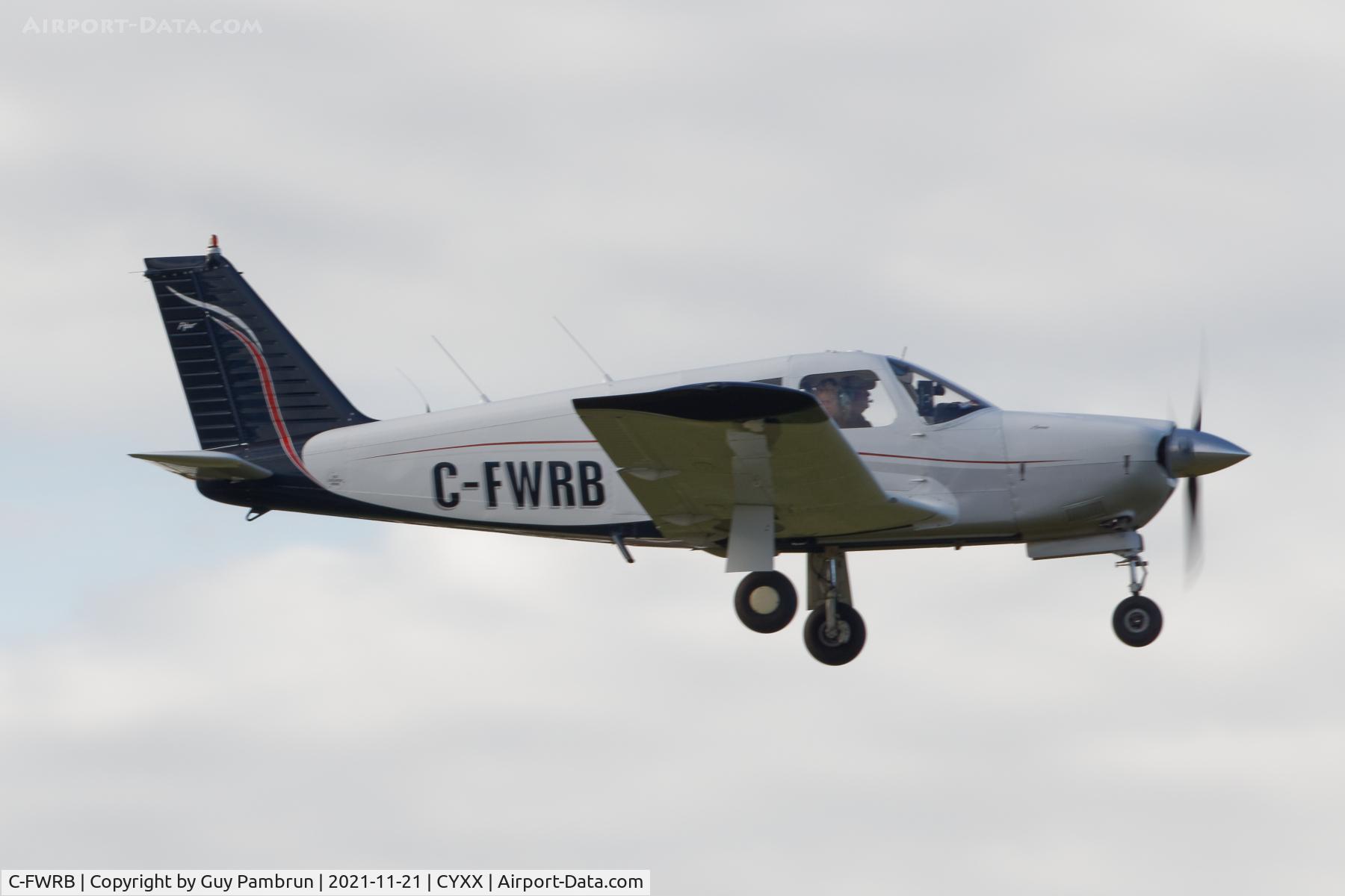 C-FWRB, 1967 Piper PA-28R-180 Cherokee Arrow C/N 28R-30275, Landing on 07