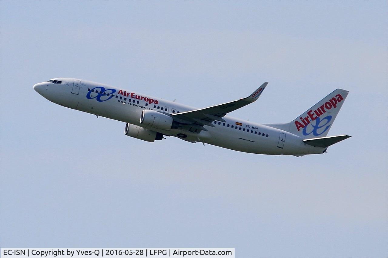 EC-ISN, 2002 Boeing 737-86Q C/N 30291, Boeing 737-86Q, Climbing from rwy 08L, Roissy Charles De Gaulle airport (LFPG-CDG)