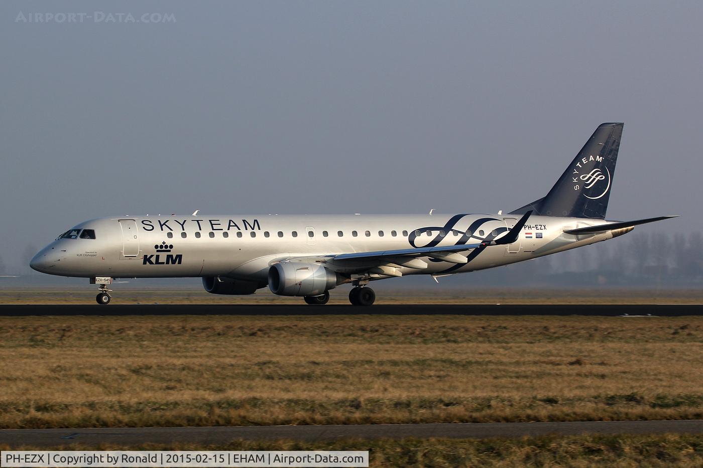 PH-EZX, 2012 Embraer 190LR (ERJ-190-100LR) C/N 19000545, at spl