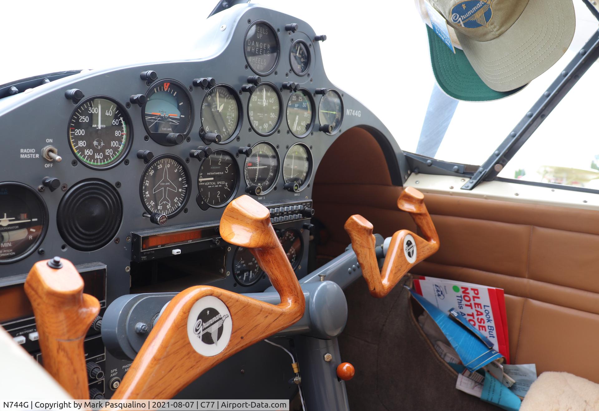 N744G, 1944 Grumman G-44 Widgeon C/N 1394, Grumman G-44