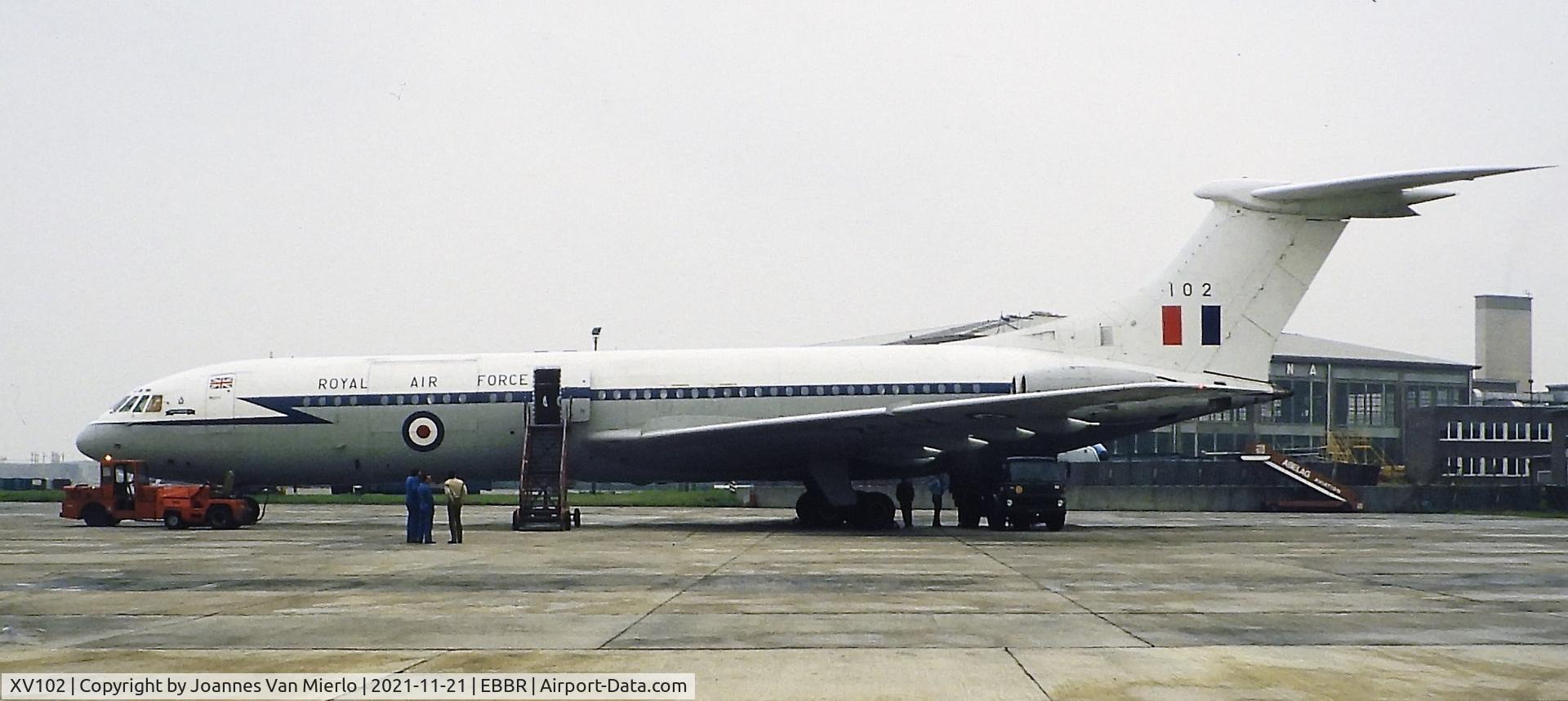 XV102, 1967 Vickers VC10 C.1K C/N 832, Slide scan
