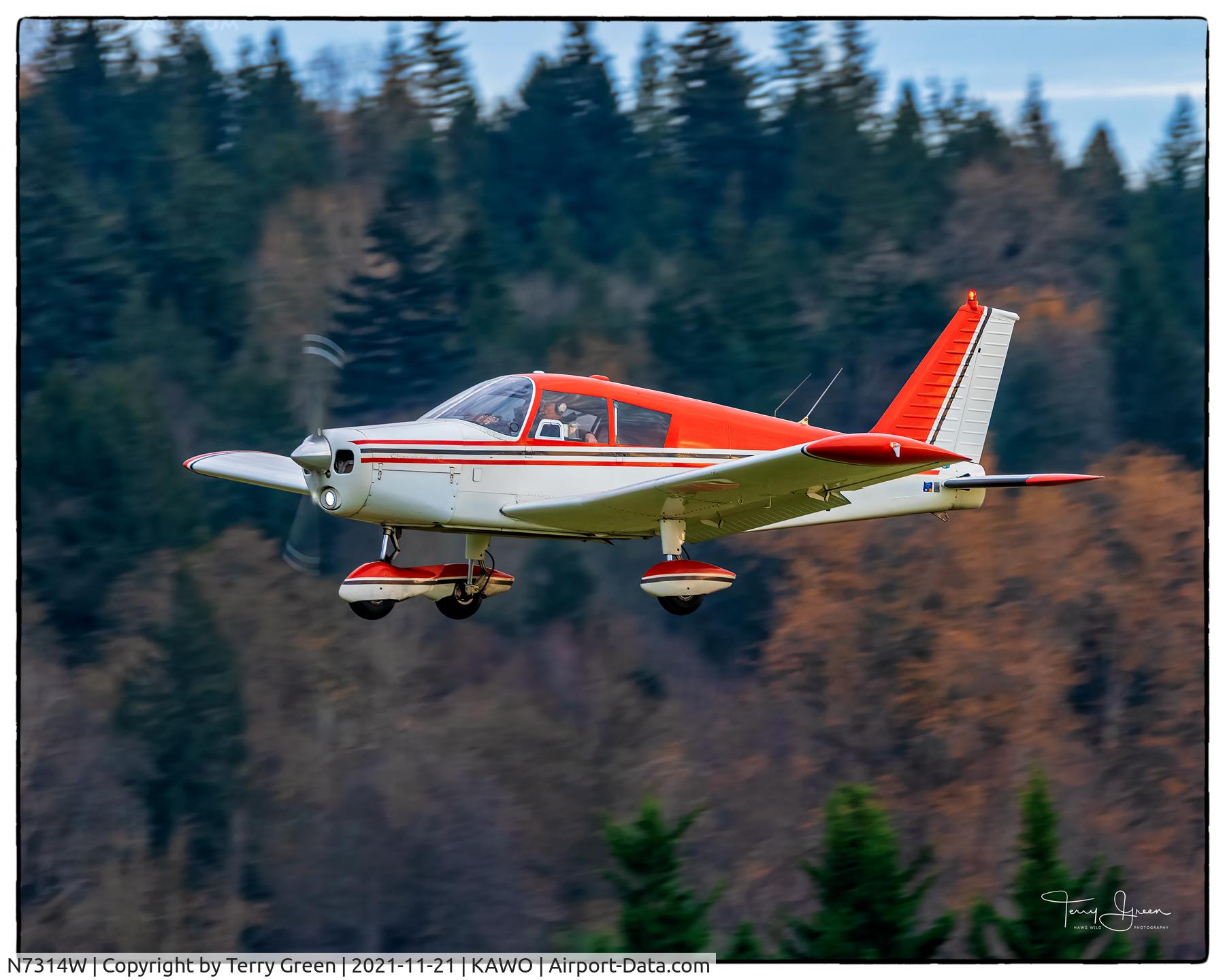 N7314W, 1963 Piper PA-28-180 C/N 28-1177, KAWO