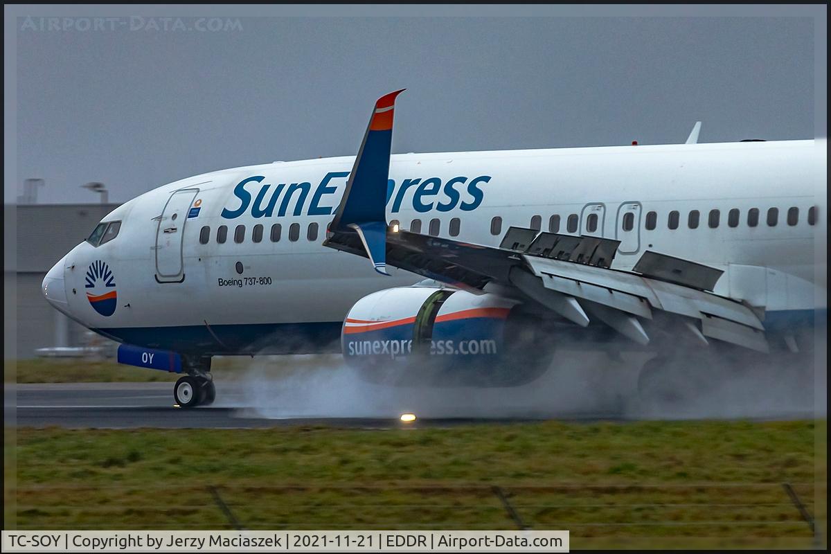 TC-SOY, 2010 Boeing 737-800 C/N 40777, Boeing 737-800, c/n: 40777