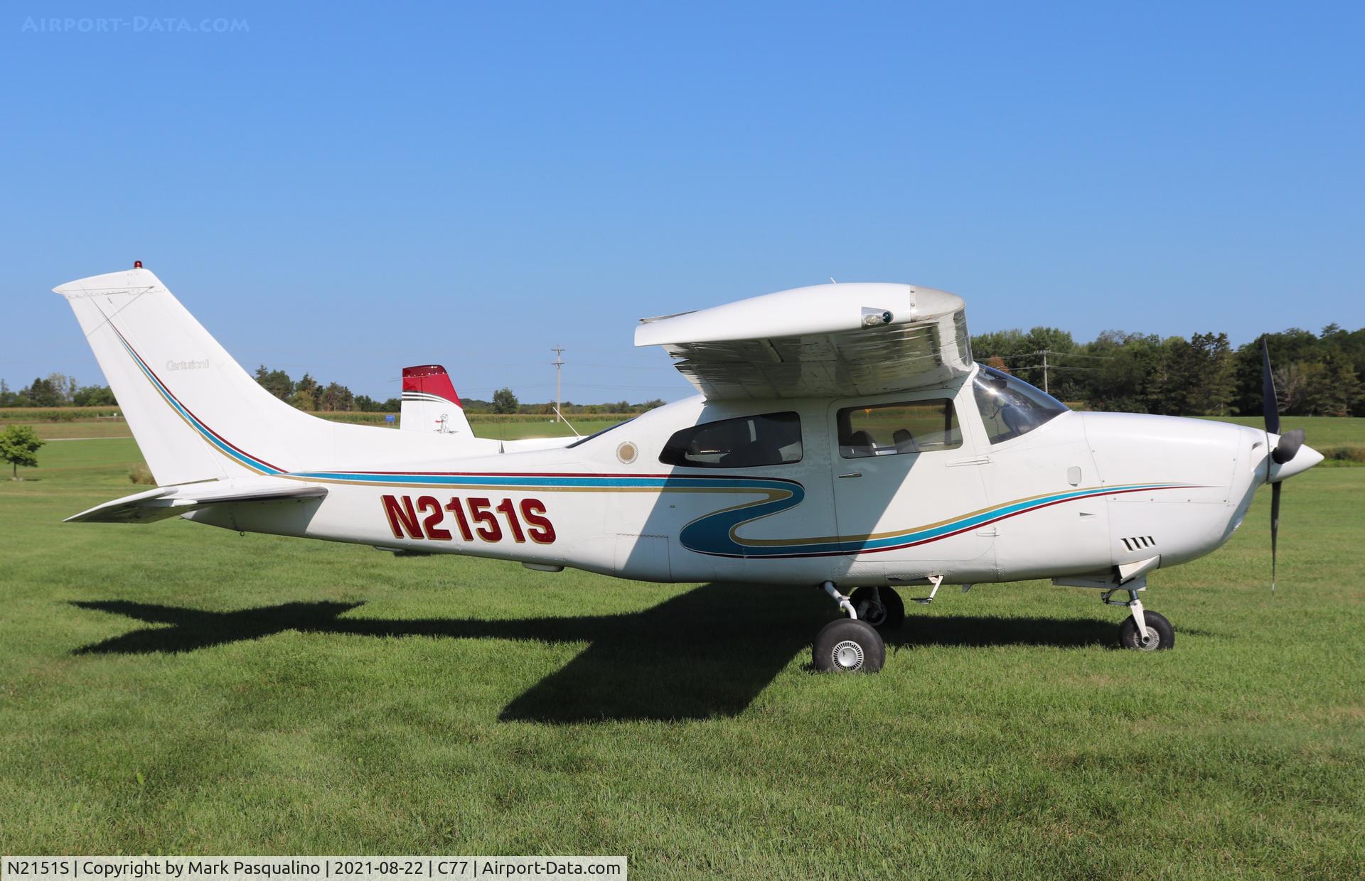 N2151S, 1975 Cessna 210L Centurion C/N 21061112, Cessna 210L