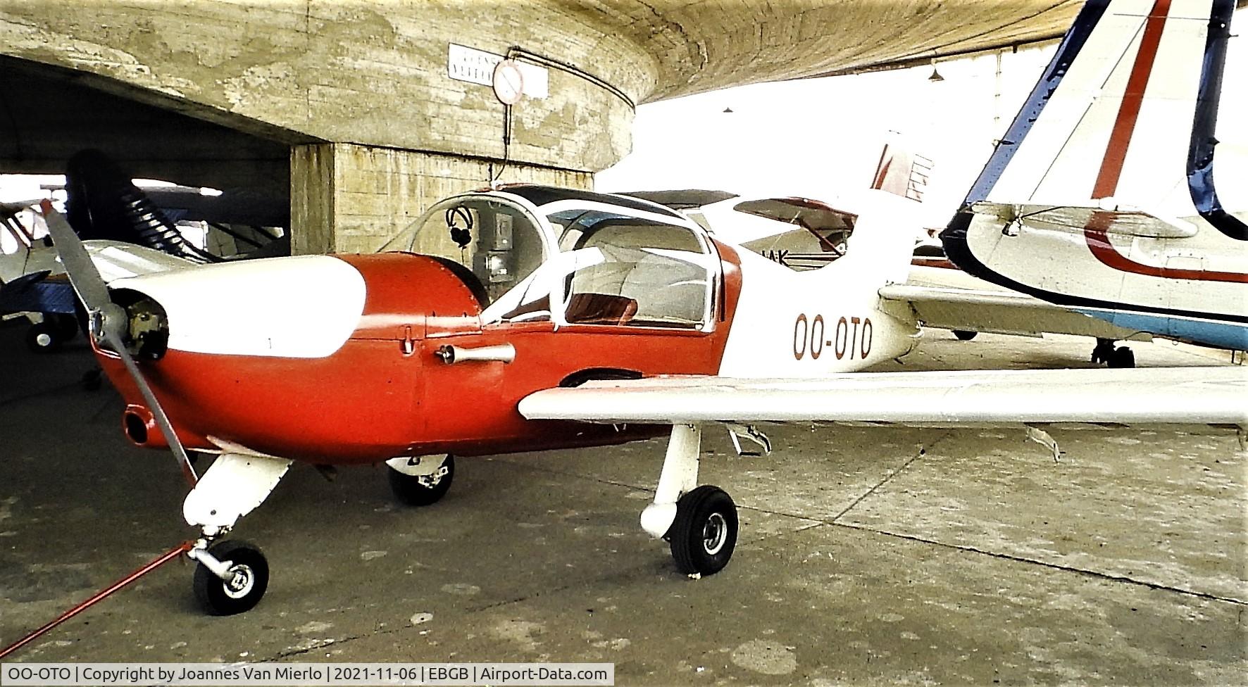 OO-OTO, 1968 Socata MS.880 Rallye Club C/N 1264, Slide scan