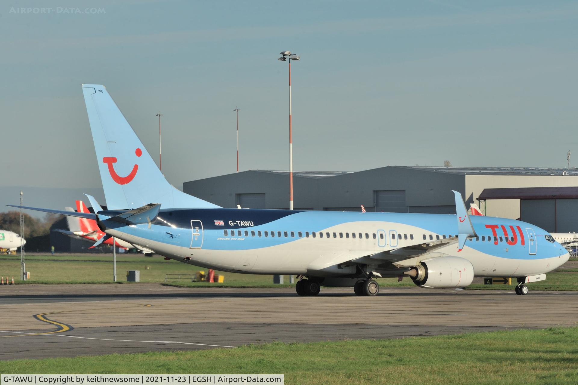G-TAWU, 2014 Boeing 737-8K5 C/N 37263, Arriving at Norwich from Tenerife.